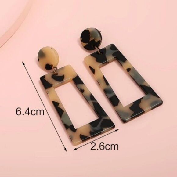 LEOPARD GEOMETRIC DANGLE EARRINGS  - Picture 5 of 6